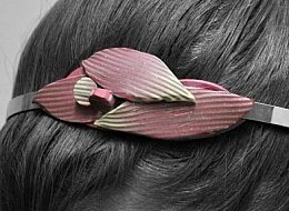 Čelenka z kolekce Otisky prstů